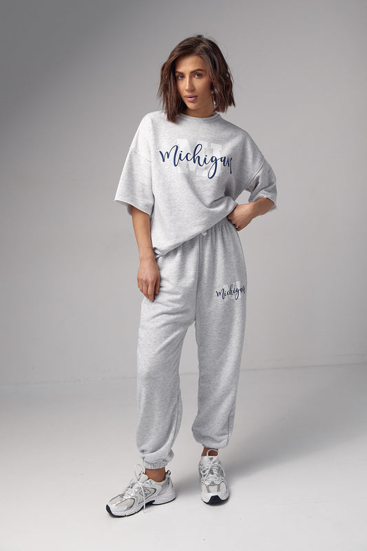 féminin sportif costume en avecписом Michigan