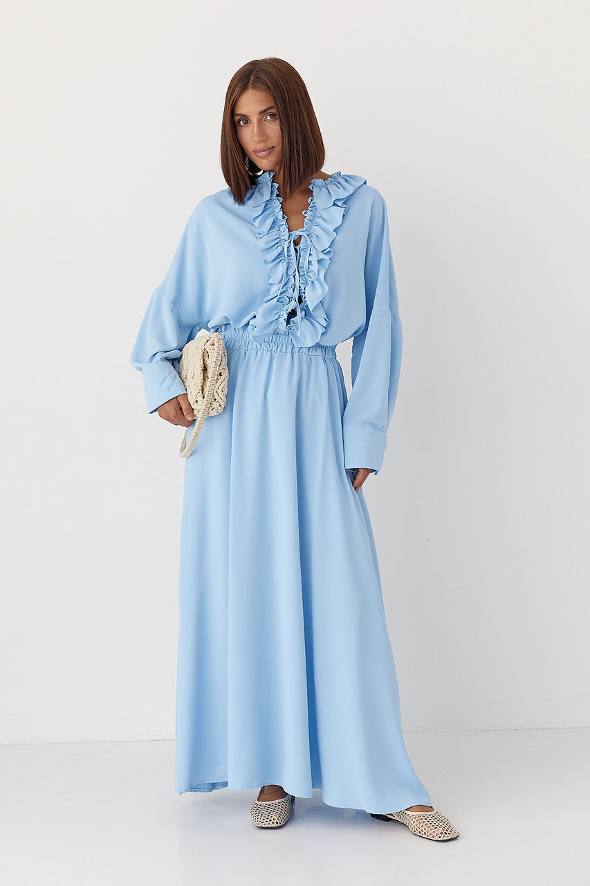 Costume en рюшами enі спідниці та блуenи