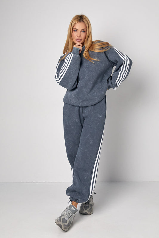 féminin sportif costume тай-дай en лампасами